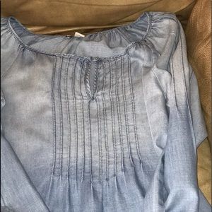 NWOT American Salvage Top. Lightweight denim. Sz M